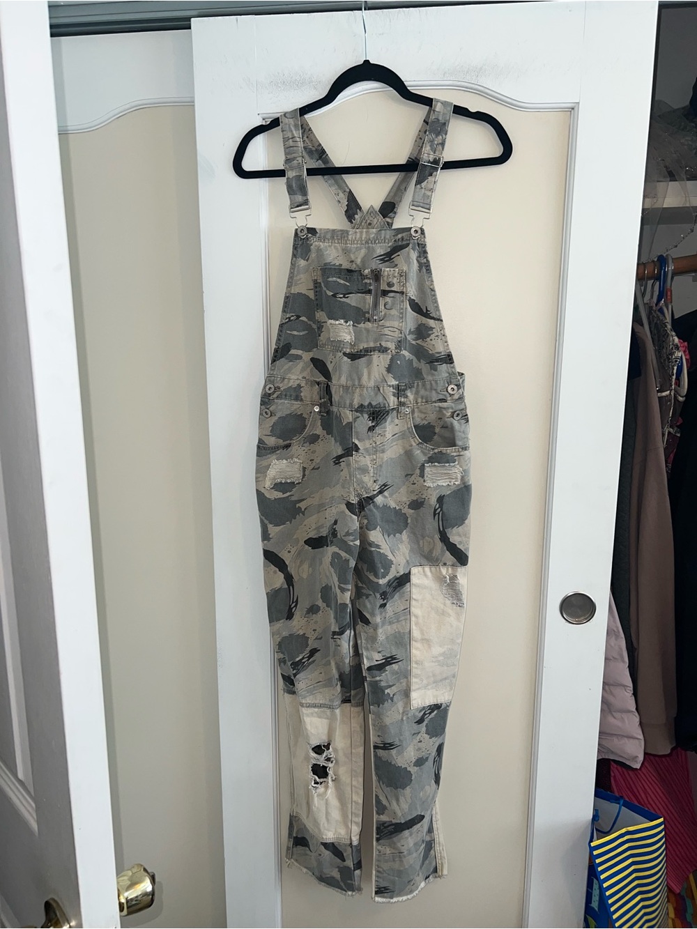 Pol Camo Patchwork Distressed Overalls - Picture 2 of 14